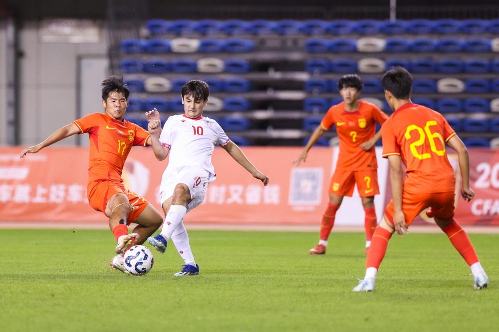 PSV领先第三名21分成功锁定资格 成为第三支晋级下赛季欧冠正赛的球队